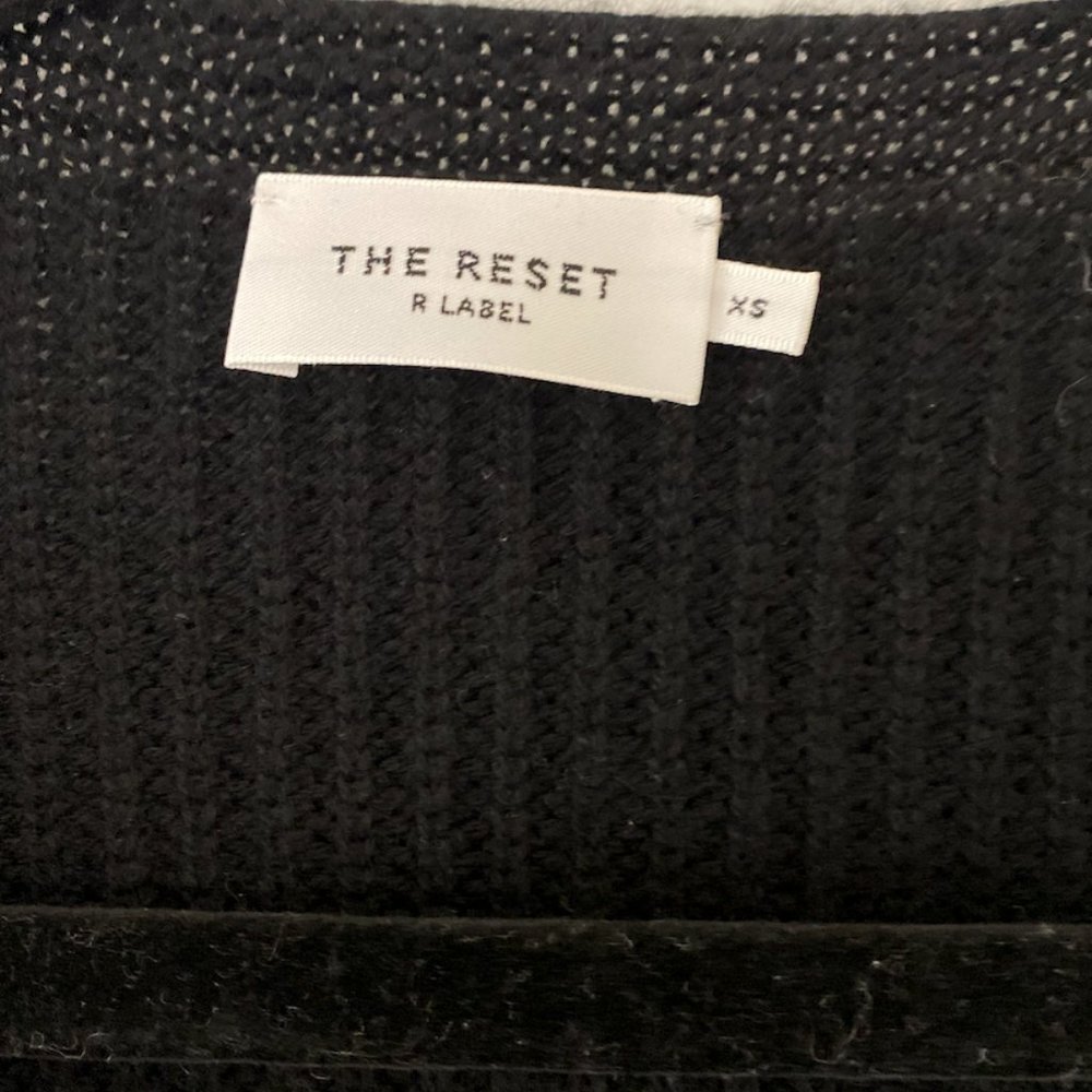 The Very V Sweater -Size XS - Picture 5 of 5